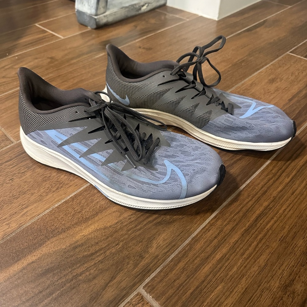Nike Zoom Rival Flys